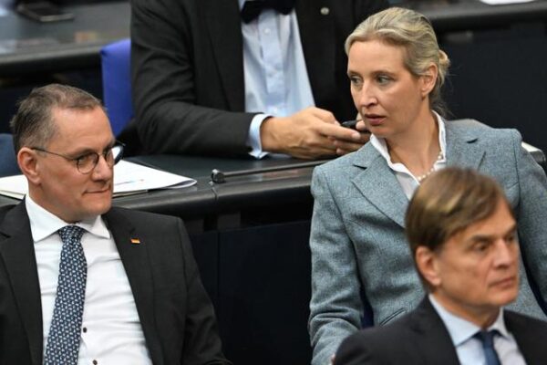 Renvoi à l’extrême droite : L’AfD classée comme mouvement extrémiste par le renseignement intérieur allemand