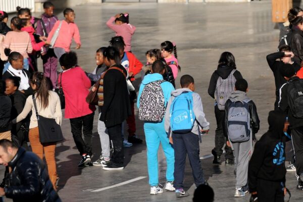 Climat tendu au collège Rosa Parks : les enseignants annulent les cours après une agression