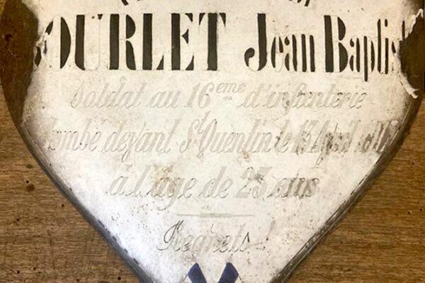 Scandale à Argenteuil : une plaque funéraire d’un soldat de la Première Guerre mondiale vendue à 20 euros